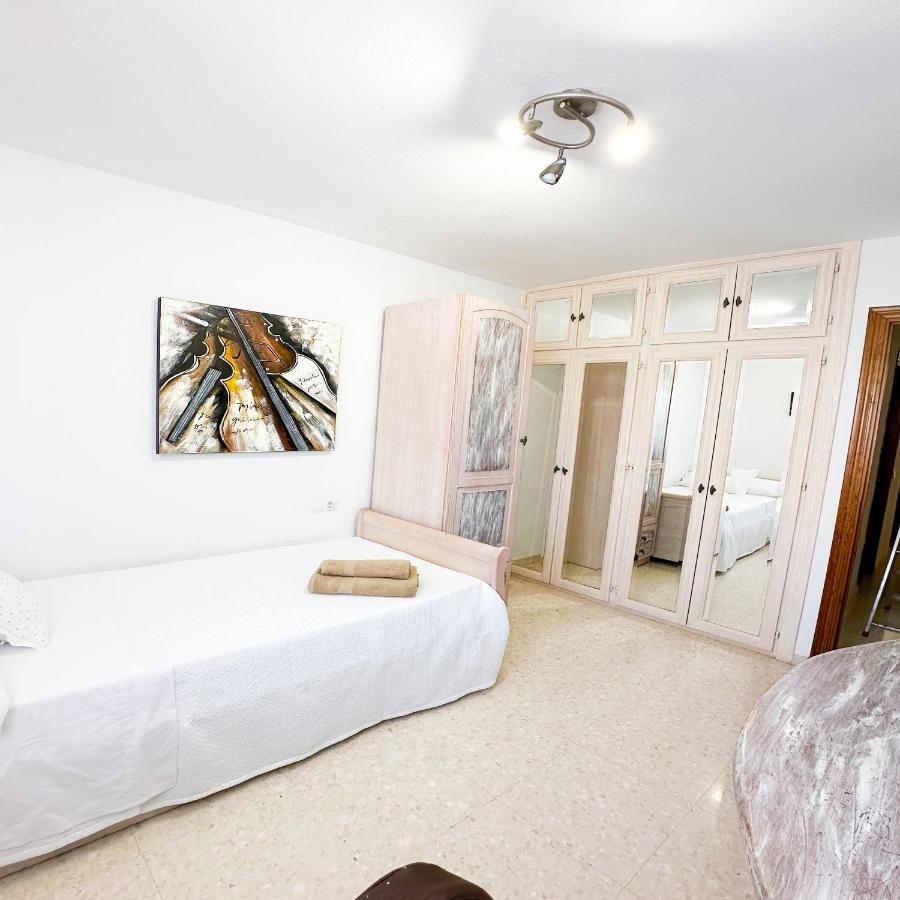 Apartament Catalina - Close To The Beach Estepona Dış mekan fotoğraf